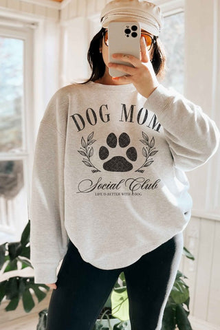 DOG MOM SOCIAL CLUB OVERSIZED SWEATSHIRT